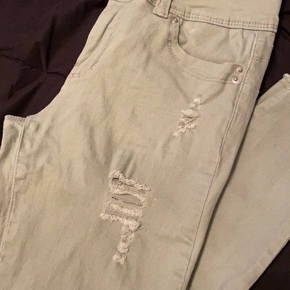 Wanna betta butt YMI | Mid-rise | size: 5 | color:light green - Picture 3 of 7